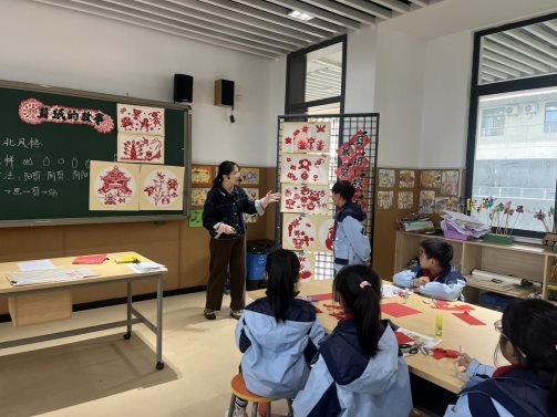 d7c6dbe4-b6f5-4a7f-a5f7-d808298381de